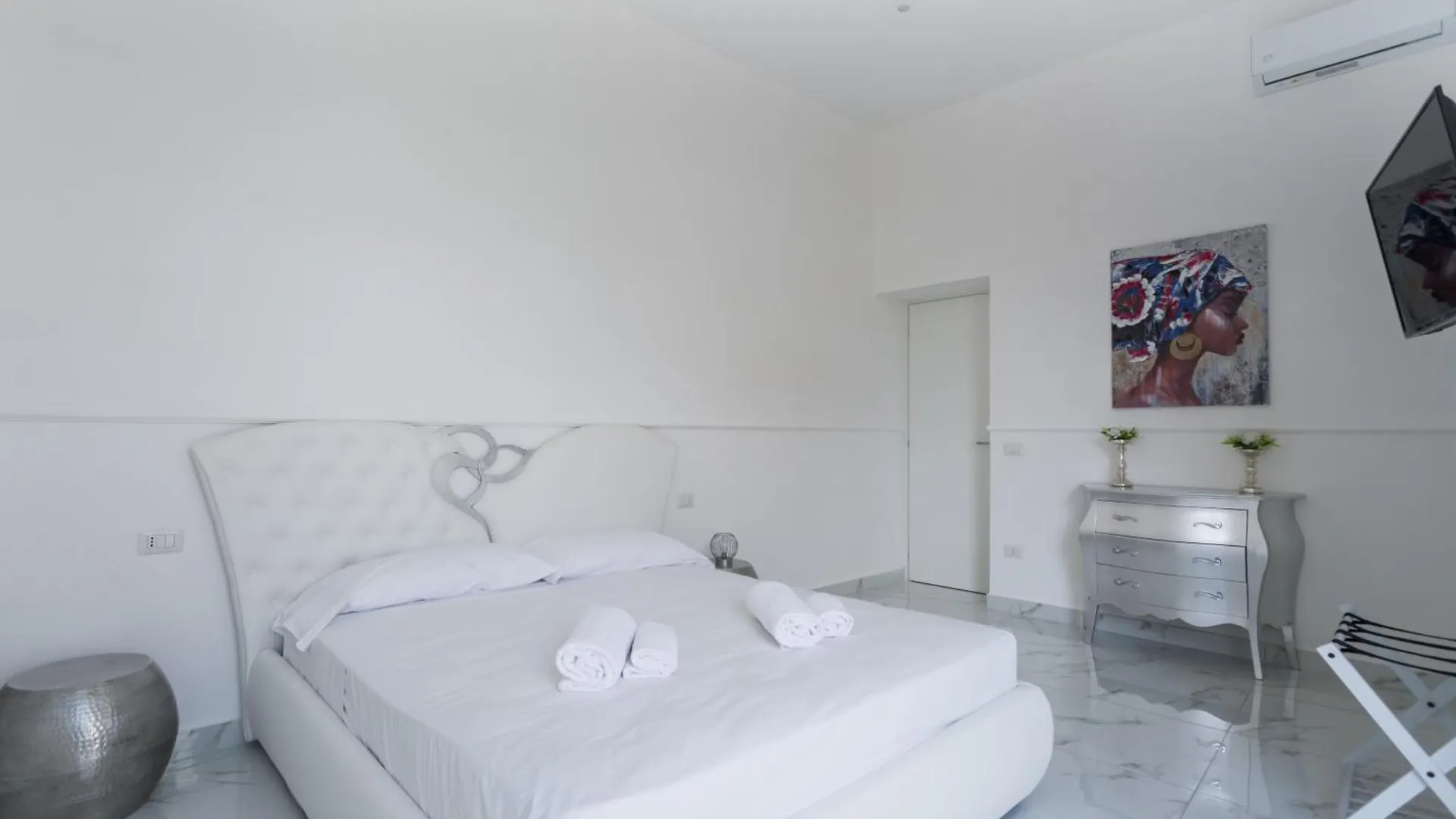 Golden Suites By Dimorra Naples 0*,