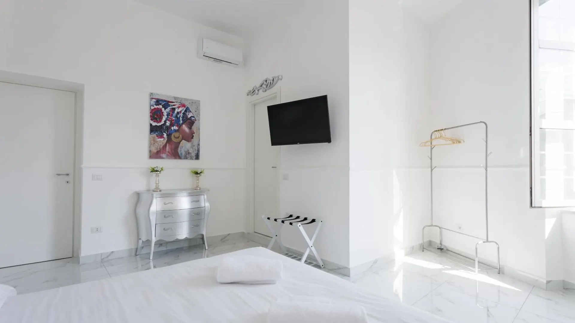 Golden Suites By Dimorra Naples 0*,