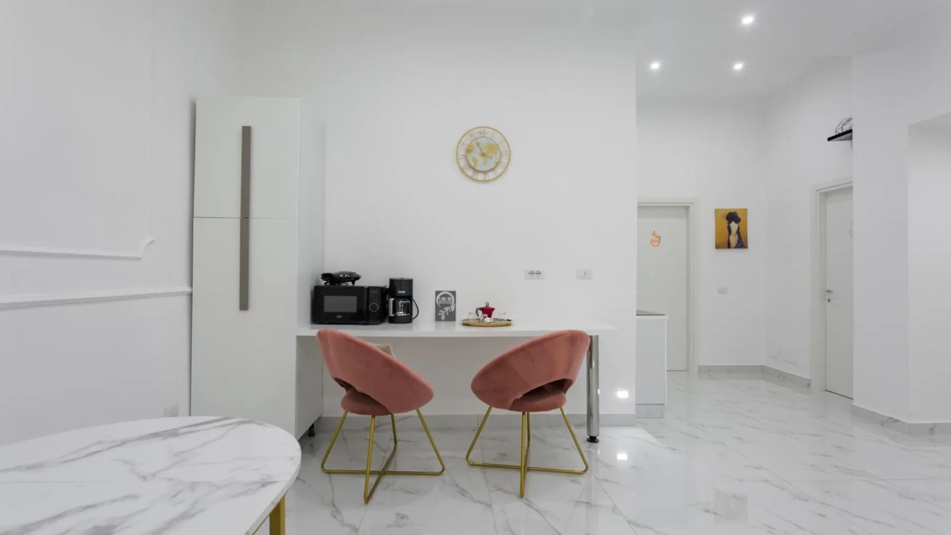Aparthotel Golden Suites By Dimorra Naples